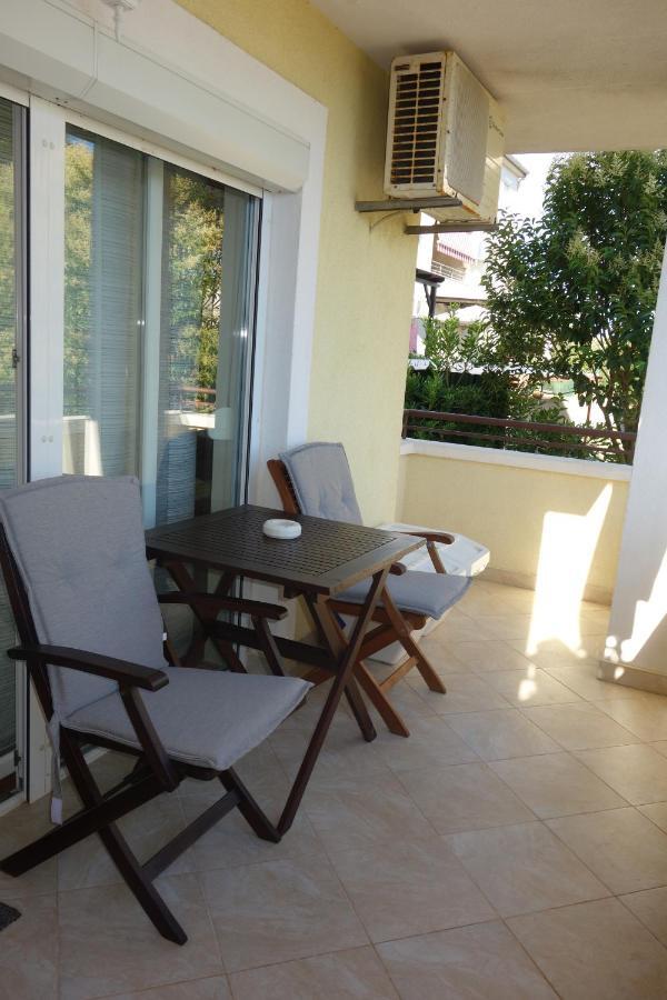 Nice Sunny * Pola