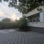 Nice Sunny Apartment